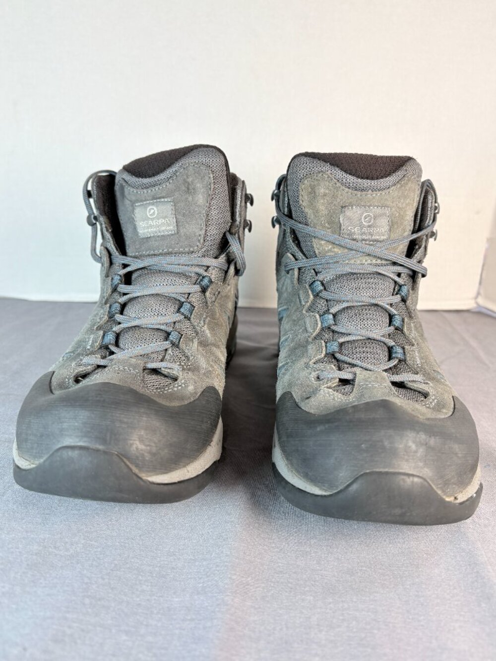 Share Scarpa Moraine GTX Mid Hiking Boots. Men's 9.5. Women's 10.5. GORE-TEX